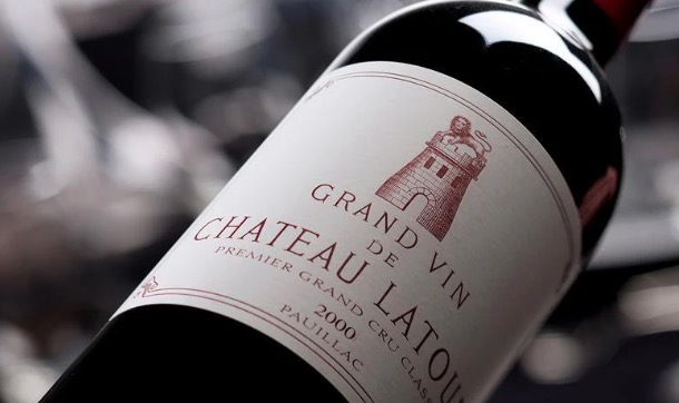 拉图离开十年：从质疑到回报的自我放飞